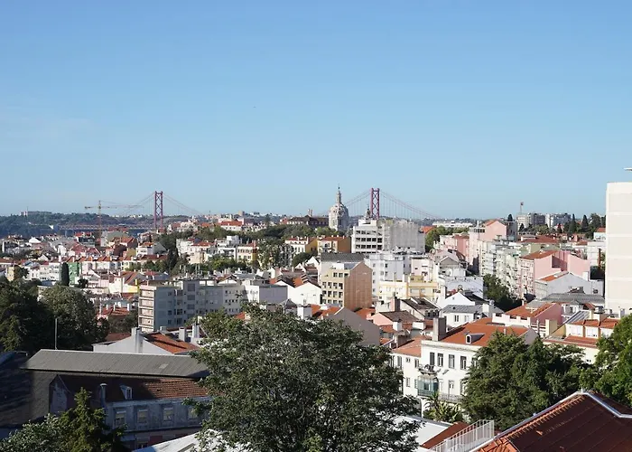 Legendary Aparthotel 4*