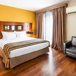 Hotel apartamentowy Legendary