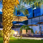 Hotel apartamentowy Legendary 4*