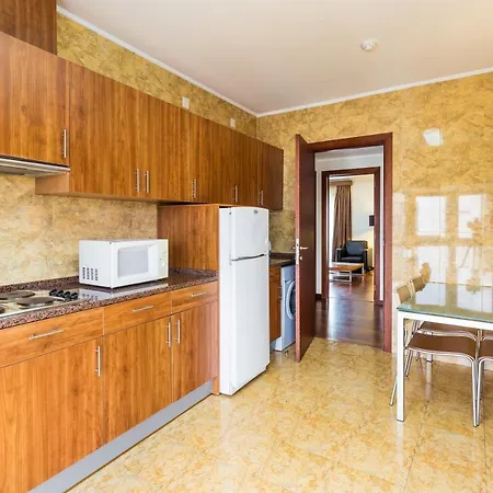 Legendary Aparthotel 4*