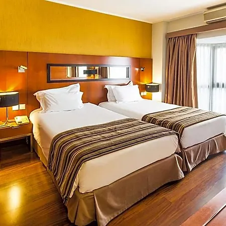 Aparthotel Legendary