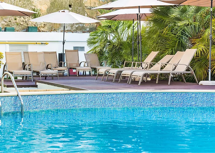 Apartahotel Legendary