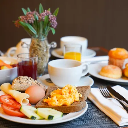 Aparthotel Legendary