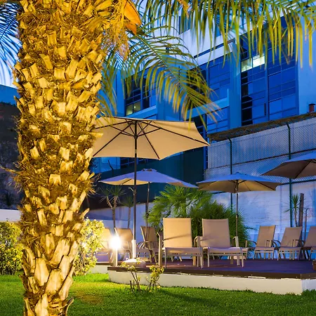 Aparthotel Legendary 4*