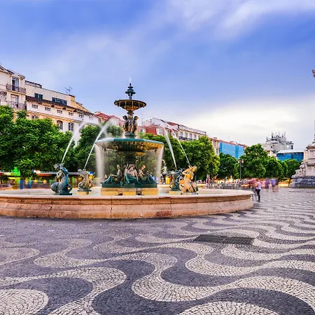 Aparthotel Legendary 4*